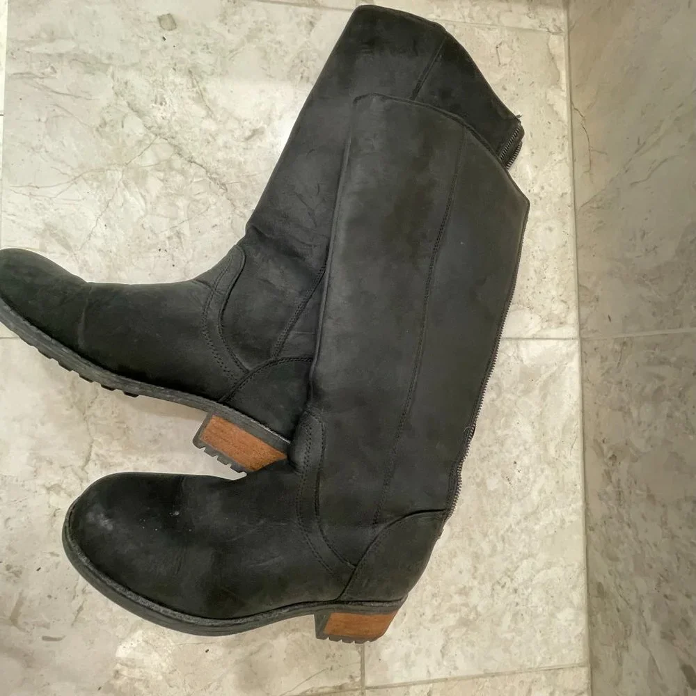 UGG {6.5} Boots Seldon Tall Black Leather Riding Boot Rear Zipper - Picture 2 of 7